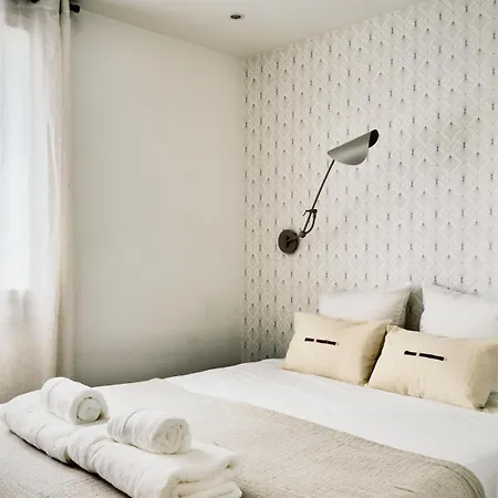 Apartment Cocoon 6p, Terrace With Eiffel Tower & Seine View *