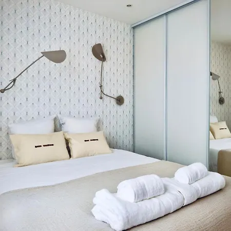 Apartment Cocoon 6p, Terrace With Eiffel Tower & Seine View *