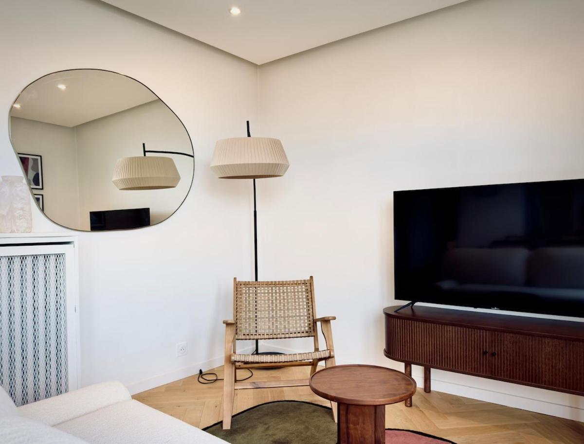Cocoon 6p, Terrace With Eiffel Tower & Seine View Apartment *